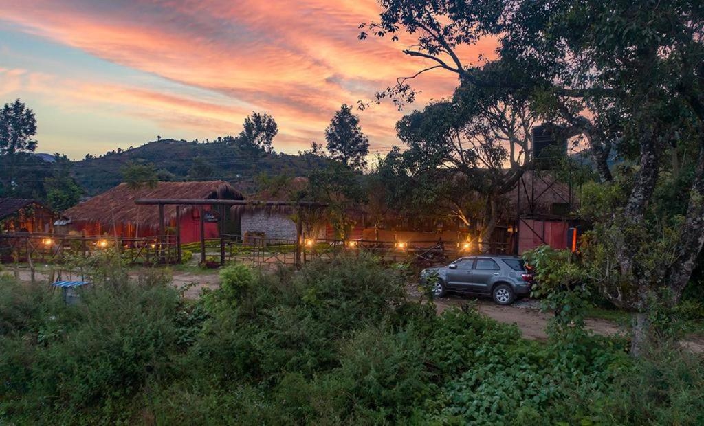 Deshadan Eco Valley Resort - An Eco Friendly Mud House Kanthalloor Exterior photo