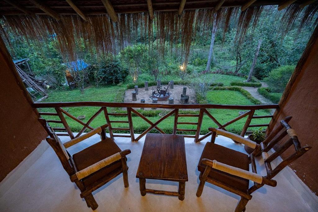 Deshadan Eco Valley Resort - An Eco Friendly Mud House Kanthalloor Exterior photo