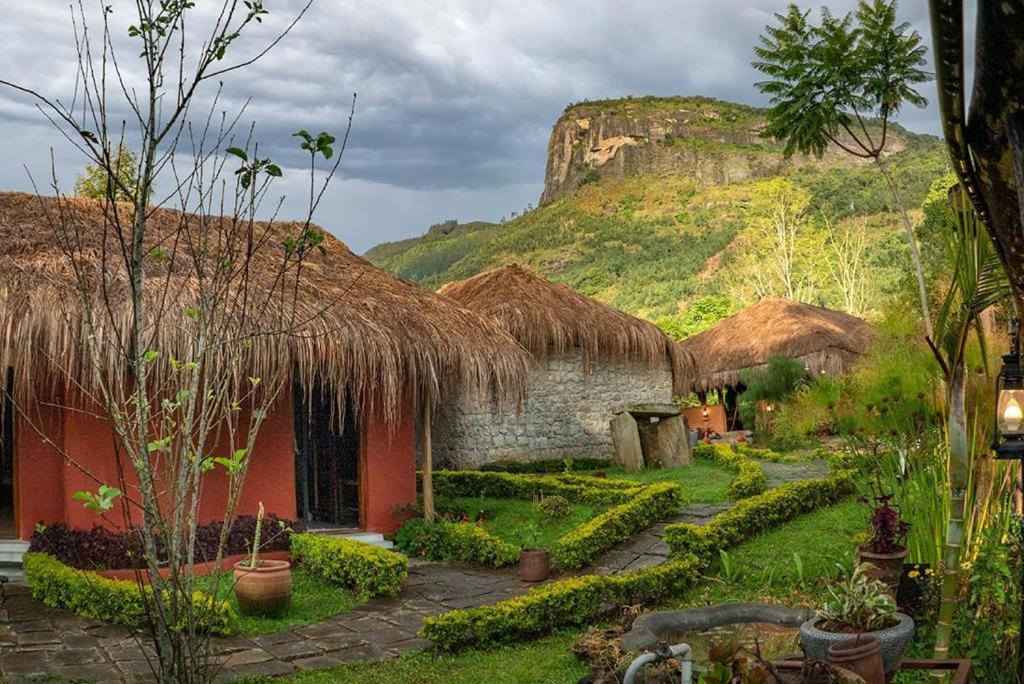 Deshadan Eco Valley Resort - An Eco Friendly Mud House Kanthalloor Exterior photo