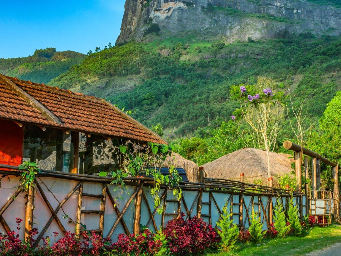 Deshadan Eco Valley Resort - An Eco Friendly Mud House Kanthalloor Exterior photo